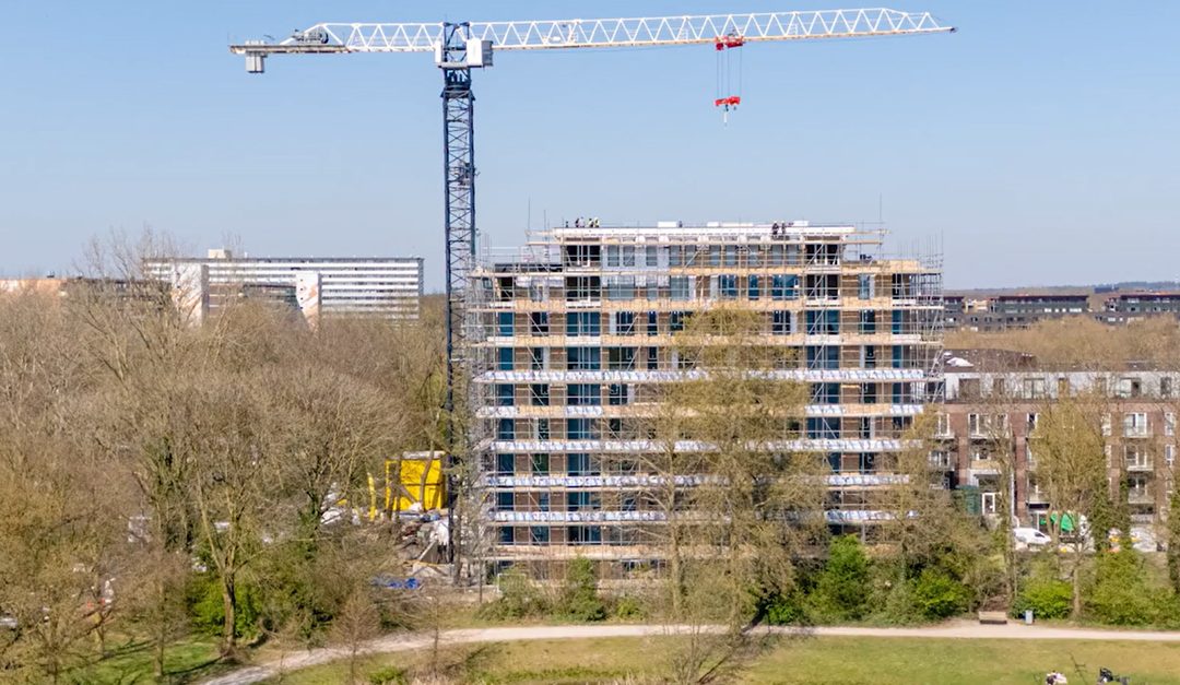 Maatvoering van nieuwe woontoren en parkeergarage